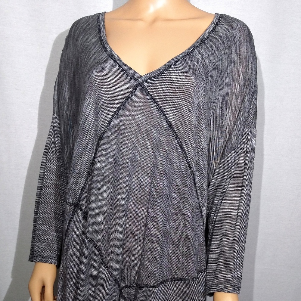 Diamond Joined Top Stitch Shark-Bite Tunic